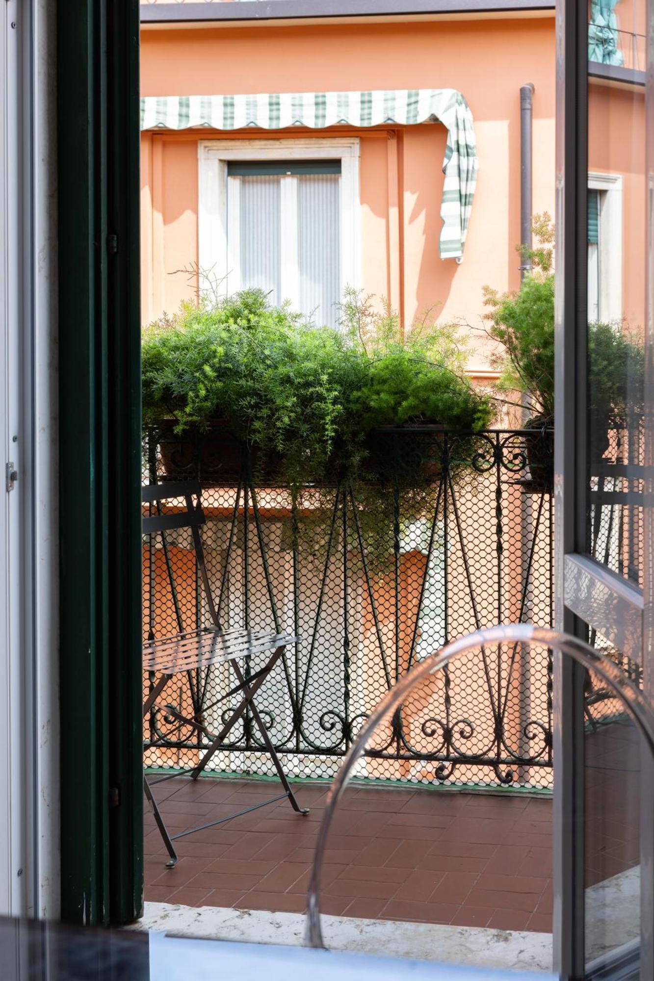 Boutique Apartment Ca Monastero Верона Экстерьер фото