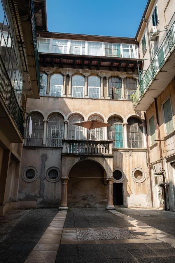 Boutique Apartment Ca Monastero Верона Экстерьер фото